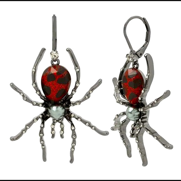 Betsey Johnson NWT 🕷 spider drop earrings - Picture 1 of 5